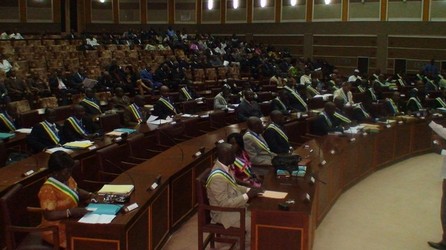 Centrafrique/Politique: Adoption par les députés du projet de loi de réforme du Conseil Supérieur de la Magistrature