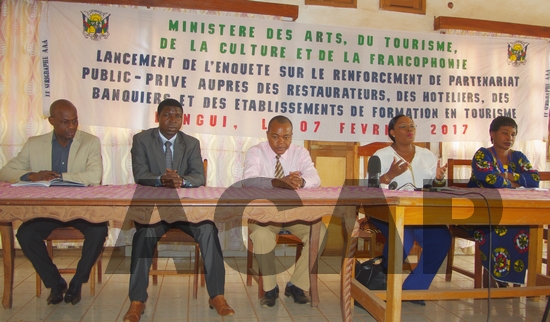 Lancement d'une enquête sur le renforcement du partenariat dans le secteur touristique Lancement d'une enquête sur le renforcement du partenariat dans le secteur touristique