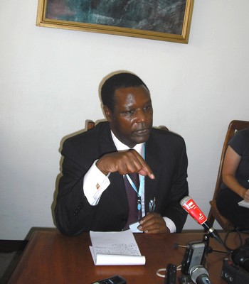 Pirerre Buyoya lors du point de presse, Photo-ACAP/Soupou