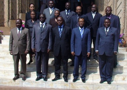 Photo de famille après l'investiture, Photo-ACAP/Soupou