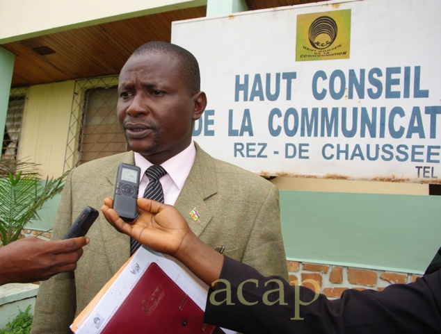 Passation de service entre le bureau entrant et sortant  du Haut Conseil de la Communication