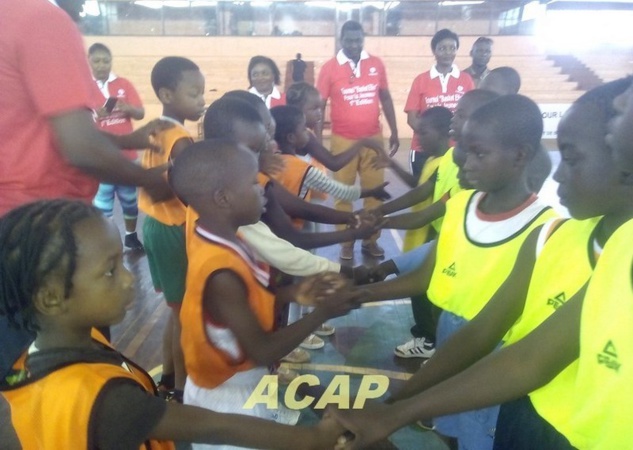 La ministre Virginie Baïkoua lance le tournoi  Basket ELLE pour la Jeunesse
