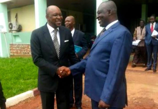 Le Ministre Kazagui et le Président du HCC, Pouambi