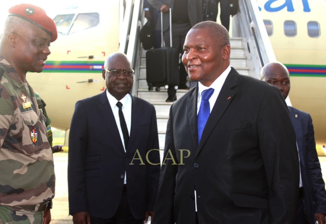 Le président de la République à son arrivée à l'aéroport Bangui M'poko