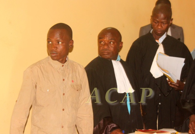 Rodrigue Ngaïbona alias "Général Andjilo" et ses avocats