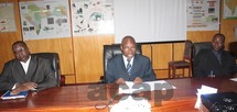 Atelier de restitution des travaux de négociation d’un Accord de Partenariat Volontaire(APV), entre l’Union Européenne et la République Centrafricaine Atelier de restitution des travaux de négociation d’un Accord de Partenariat Volontaire(APV), entre l’Union Européenne et la République Centrafricaine