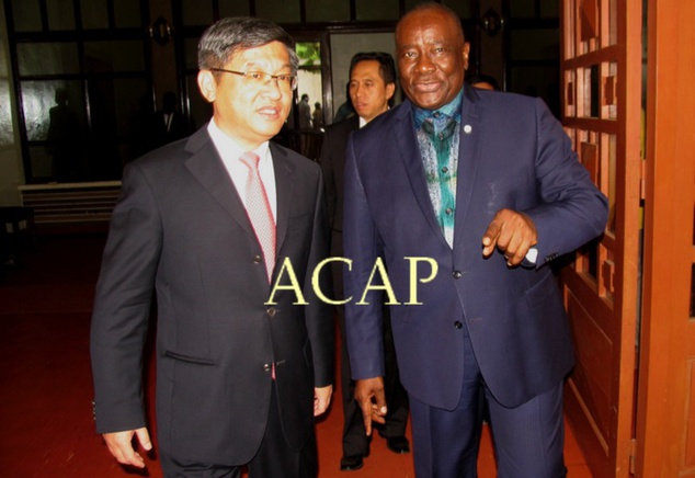Le Président de l'Assemblée nationale centrafricaine et l'Ambassadeur de la République populaire de Chine en RCA