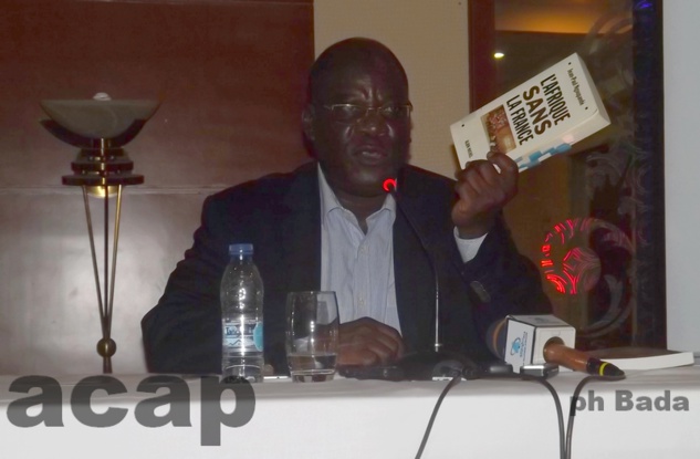 L'abbé Richard Filakota présente à Bangui son livre intitulé " L'Union Africaine et la crise en Centrafrique "