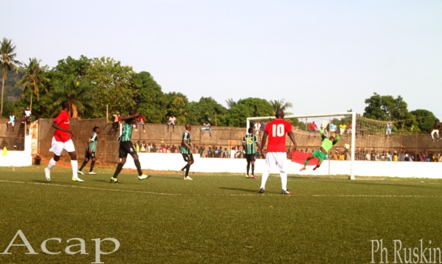 Football : les Anges de Fatima et Castel Foot se qualifient pour la finale de la coupe de la ligue