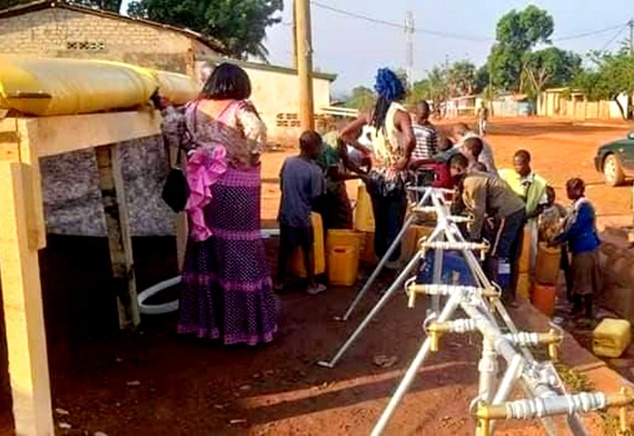 Autre façon de fournir l'eau à la population