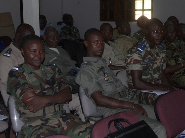 Formation de 30 gendarmes sur les droits inhérents aux enfants Formation de 30 gendarmes sur les droits inhérents aux enfants