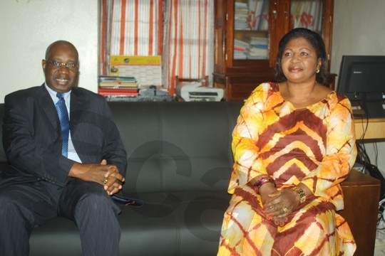 La ministre de la Coopération Internationale reçoit en audience son hôte La ministre de la Coopération Internationale reçoit en audience son hôte