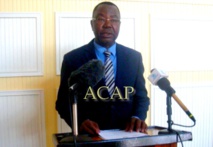 Le Ministre délégué Albert Yaloké-Mokpèmeé