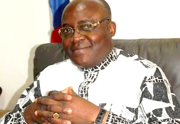 le président de la délégation spéciale de la ville de Bangui, M. Emile Gros Raymond Nakombo