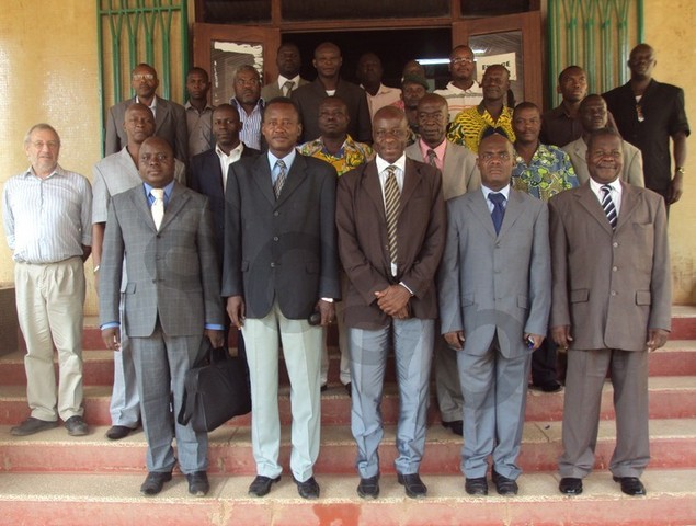 Centrafrique: Dominique Ngongba-Ngouadakpa appelle à tester les nouvelles règles, procédures et dispositifs de suivi du bois sous régime APV en transit en Afrique centrale