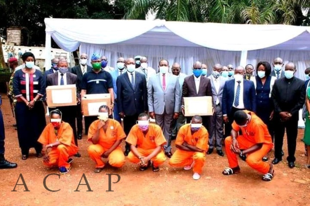 Les détenus de Bangui désormais dotés des tenues carcérales
