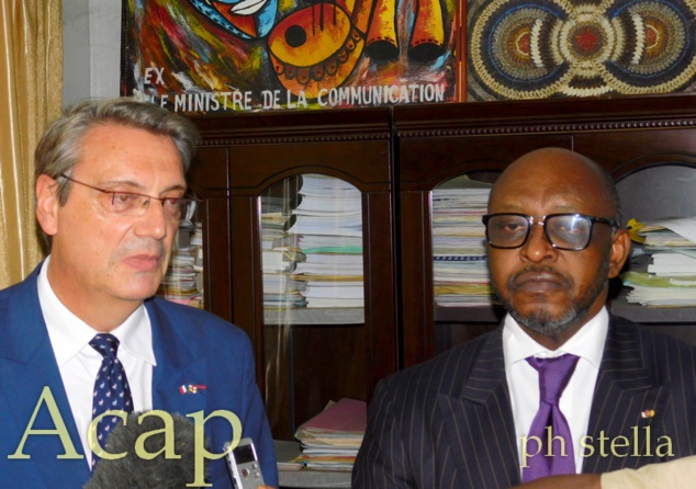 Le ministre de la Communication et des Média reçoit le nouvel ambassadeur de France en RCA