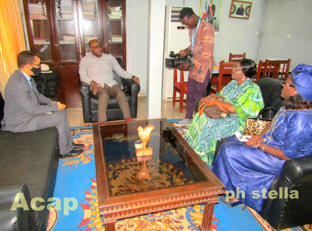 Le ministre Ange Maxime Kazagui reçoit une délégation de la téléphonie mobile Moov-Africa Centrafrique