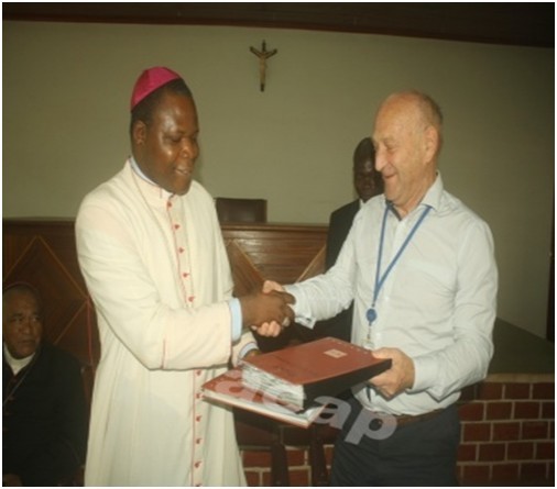 L’Archevêque de Bangui souhaite que la Caritas Centrafrique apporte sa contribution au projet micro-finance