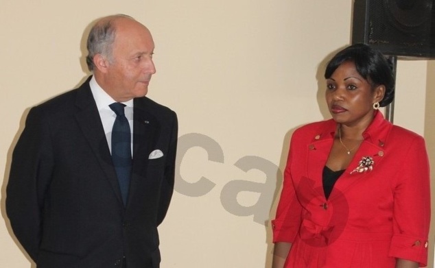 Laurent Fabius à Bangui pour une visite de travail