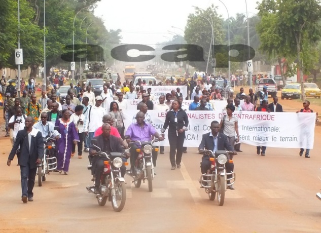 Marche de protestation des journalistes centrafricains contre l’assassinat de leurs deux confrères