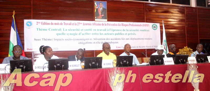 La journée africaine de la prévention des risques professionnels au centre d'un point de presse La journée africaine de la prévention des risques professionnels au centre d'un point de presse