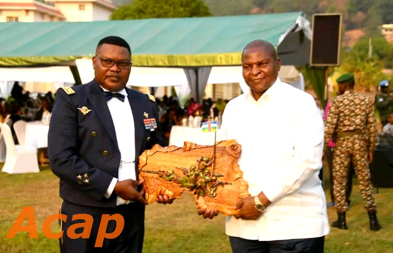 Le couple Présidentiel invité au repas du corps des officiers de l’armée centrafricaine