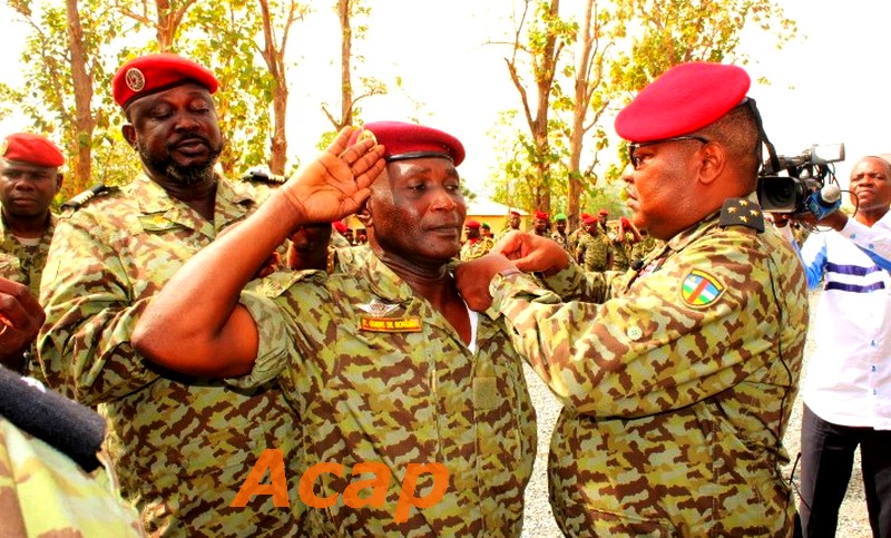 ​Le Chef d’Etat-Major des Armées préside la cérémonie du port de galon aux officiers à Kassaï.