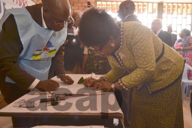 Le Chef de l’Etat, Catherine Samba-Panza invite ses compatriotes en âge de voter d’aller s’inscrire sur la liste électorale