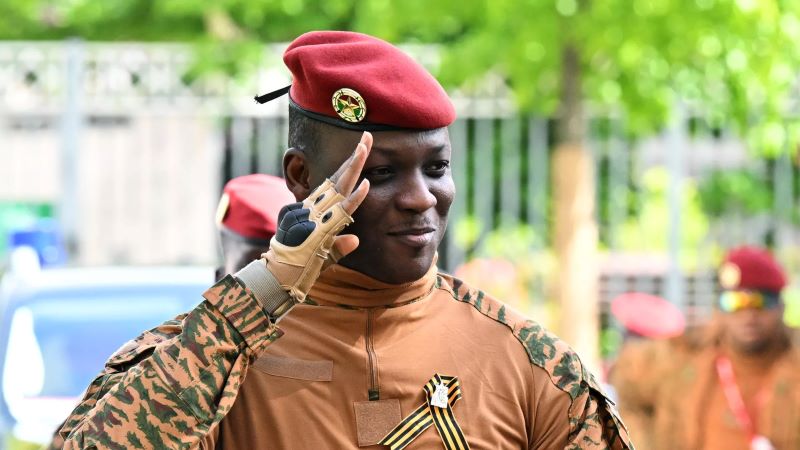 Le missile balistique Oreсhnik "fait trembler le monde entier", dit Ibrahim Traoré Le missile balistique Oreсhnik "fait trembler le monde entier", dit Ibrahim Traoré