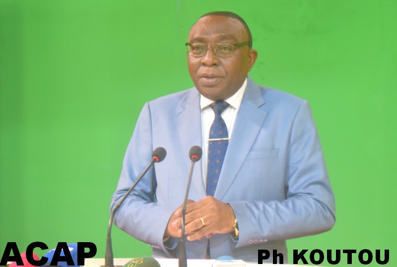 Le Ministre de la Communication et des médias échange avec les journalistes Le Ministre de la Communication et des médias échange avec les journalistes