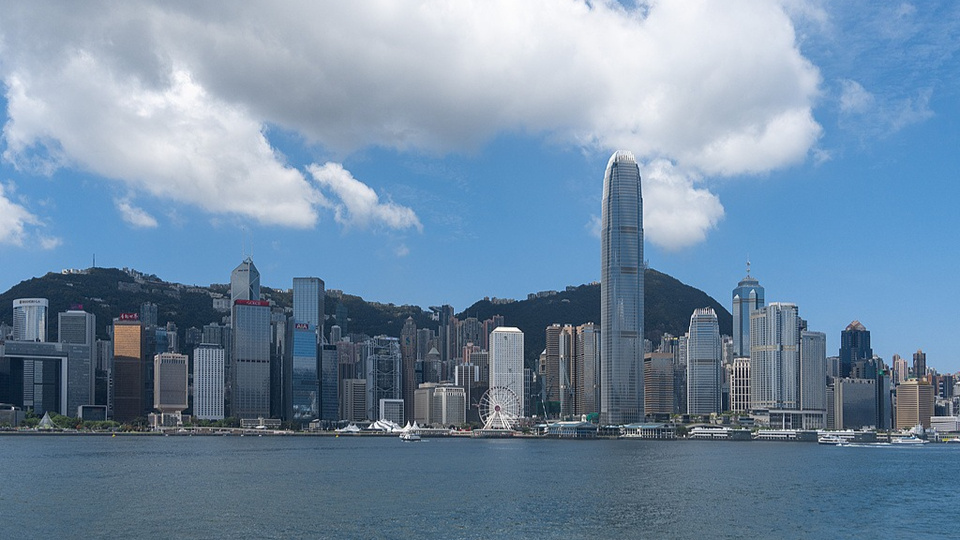 ​28e anniversaire du retour de Hong Kong dans la mère patrie : Entre intégration réussie et ouverture au monde