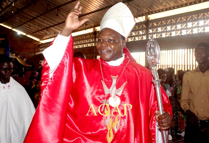 Le promu Cardinal, Dieudonné Nzapalaïnga, promet d’œuvrer pour la paix en Centrafrique