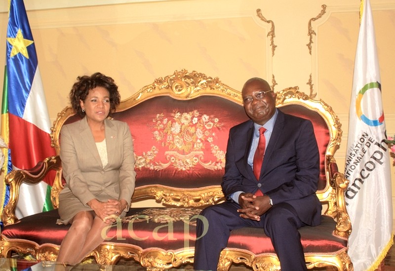Le Premier ministre Sarandji avec la Secrétaire générale de l'OIF