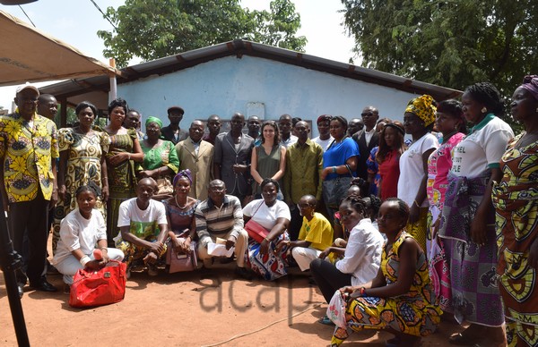 Photo de famille des apprenants de Séwa Maï