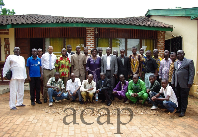 photo de famille des participants à l'assemblée générale
