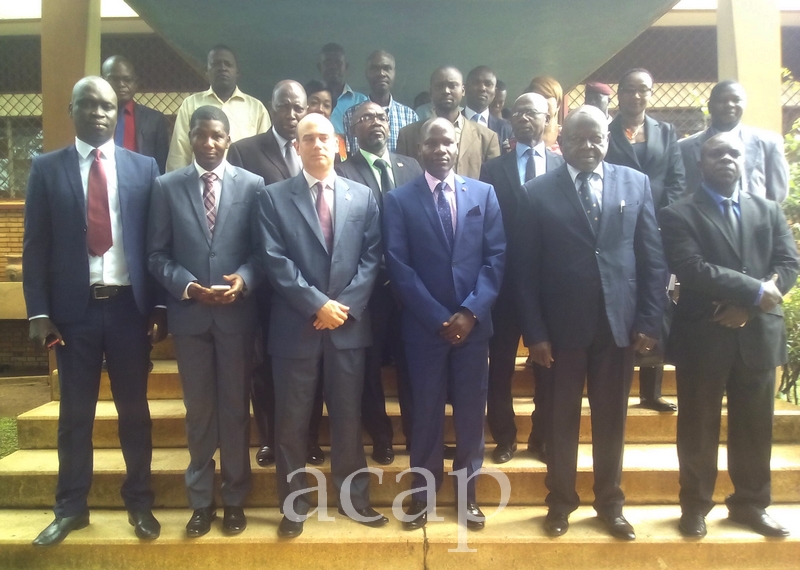 Le ministre,Come Hassane avec les Participants
