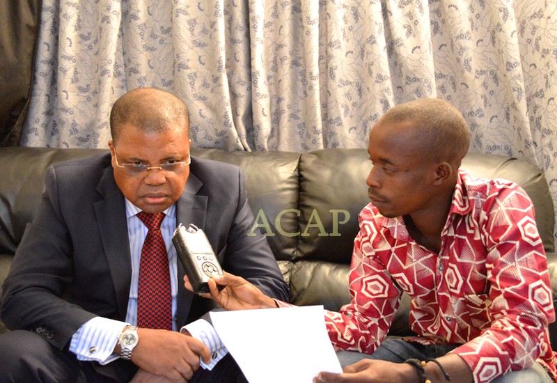Maître Nicolas Tiangaye répondant aux questions de l'ACAP