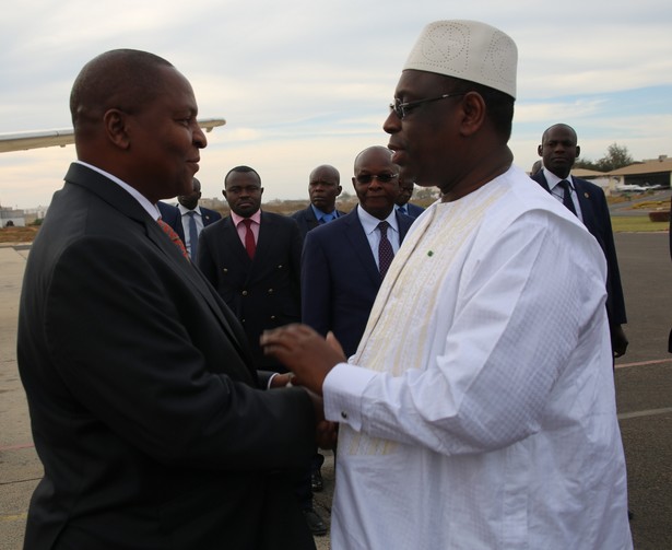 Le Président Faustin Archange Touadéra accueilli le 1er février à Dakar par son homologue sénégalais, Macky Sall