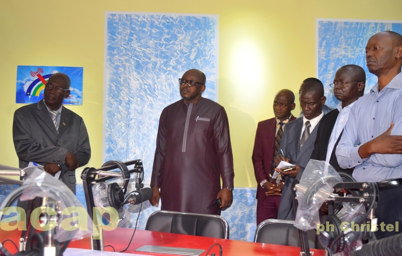 Le ministre Ange-Maxime Kazagui visite les nouveaux studios de Radio Centrafrique