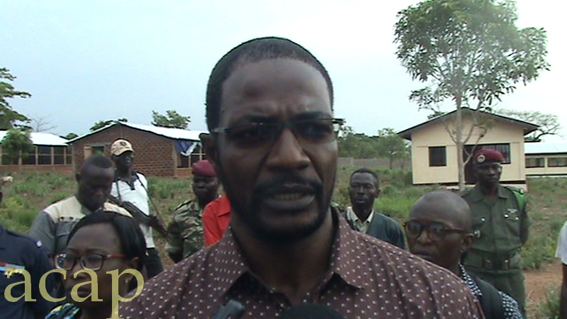 Le Haut-Commissaire  Armel Ningatoloum-Sayo visite trois centres de formation de la Jeunesse Pionnière Nationale