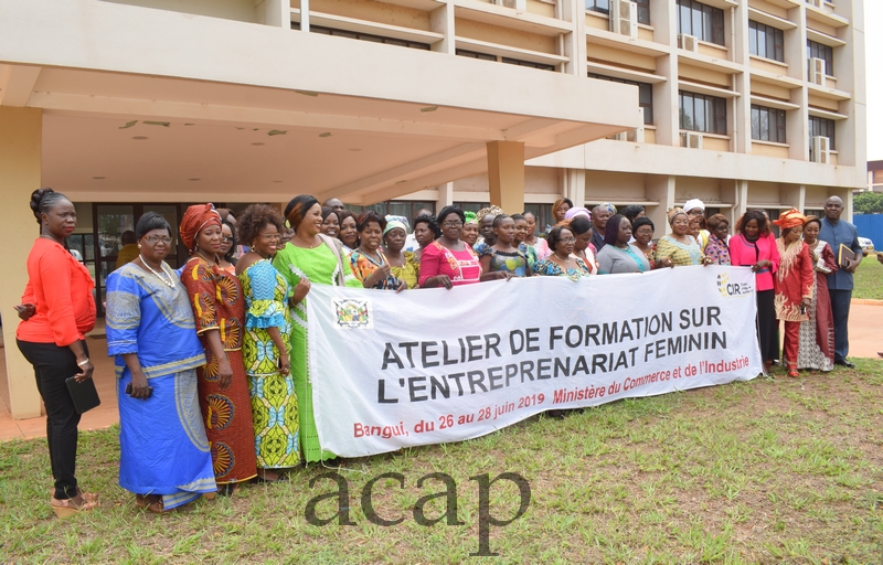 Le gouvernement fait de la femme centrafricaine une priorité transversale de développement