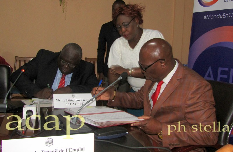 Signature à Bangui d’une convention en faveur de l'apprentissage des jeunes déscolarisés