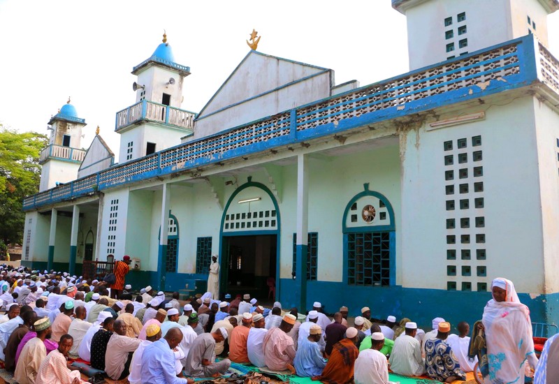 Scène de grande prière à la mosquée centrale de Bangui