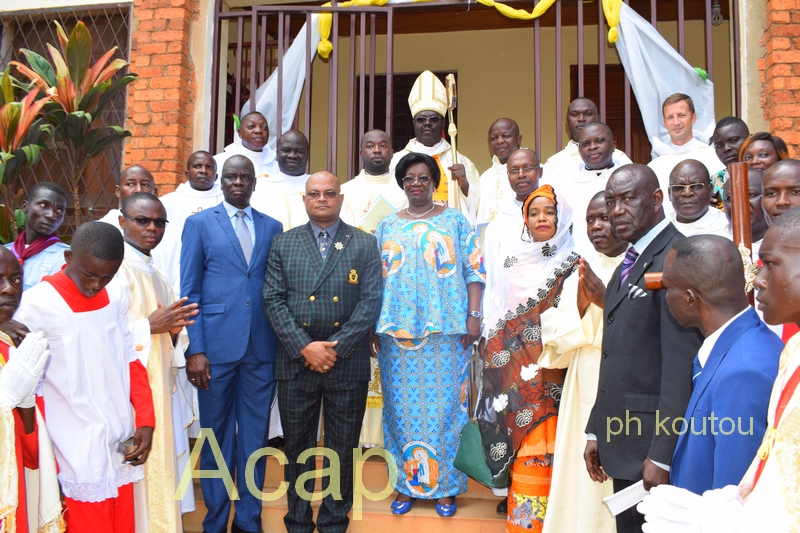 Monseigneur Désiré-Nestor Nongo-Aziagbia préside la messe de la rentrée pastorale diocésaine 2019-2020