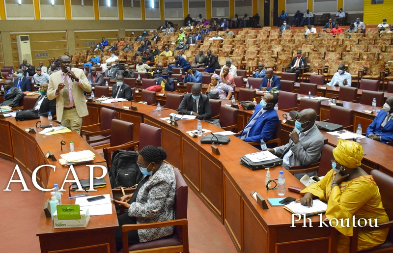 Débat en plénière sur le projet de loi portant collectif budgétaire