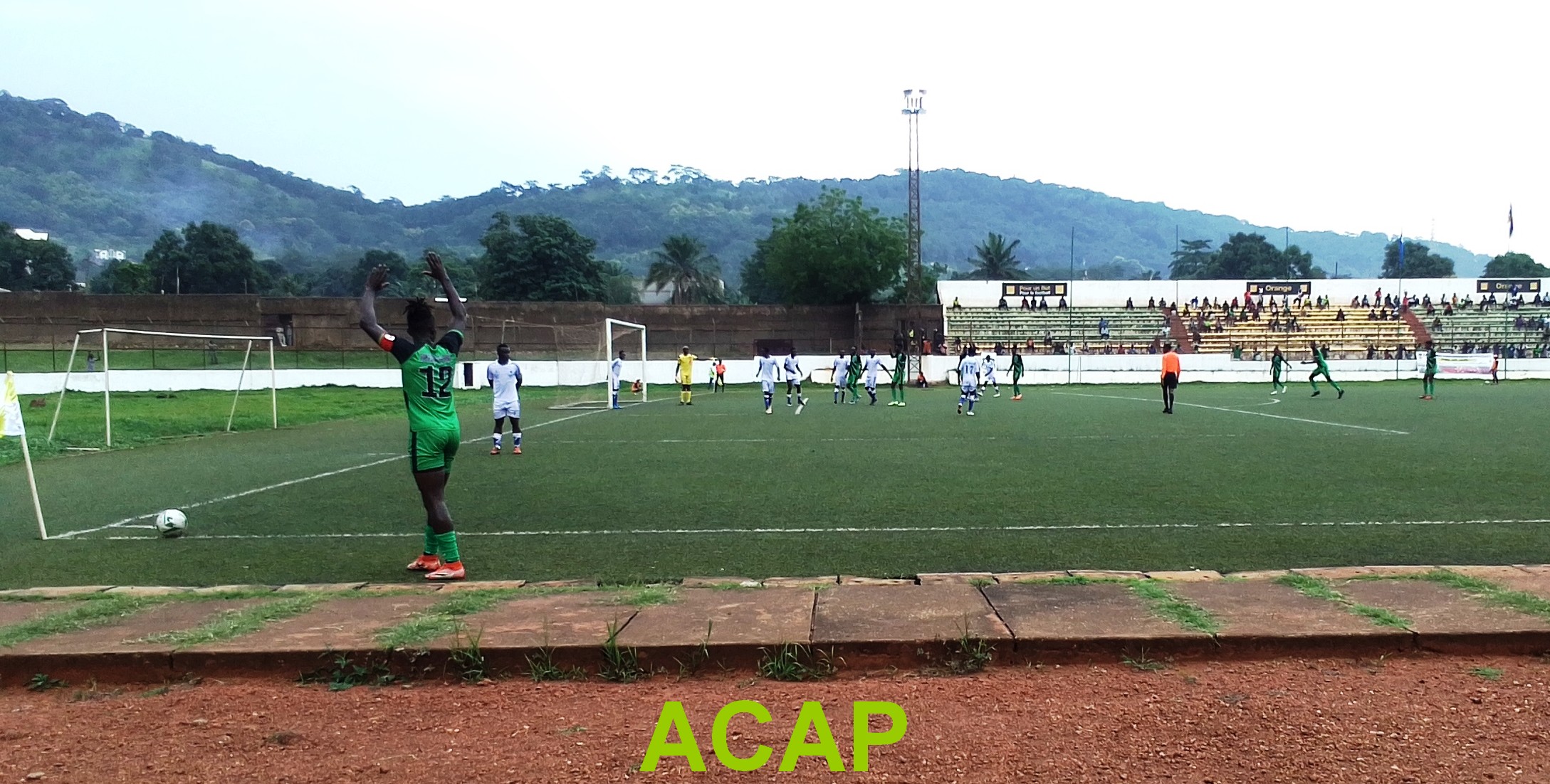 Le club Olympique Réal Bangui  3, Racing EGETEB de Mbaïki 0