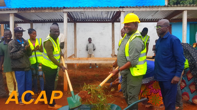 L’honorable Firmin Ngrebada lance l’opération Boali ville propre