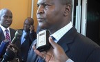 Le gouvernement annonce l'inscription du déblocage des salaires dans la loi de finances 2009