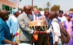 Le Ministre Ange-Maxime Kazagui lance les émissions de Radio Séwa dans le 3ème arrondissement de Bangui